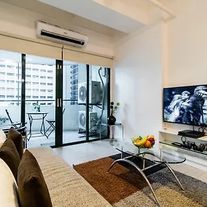 Apartment Luxury Spacious 2br In Salcedo Village, Manila